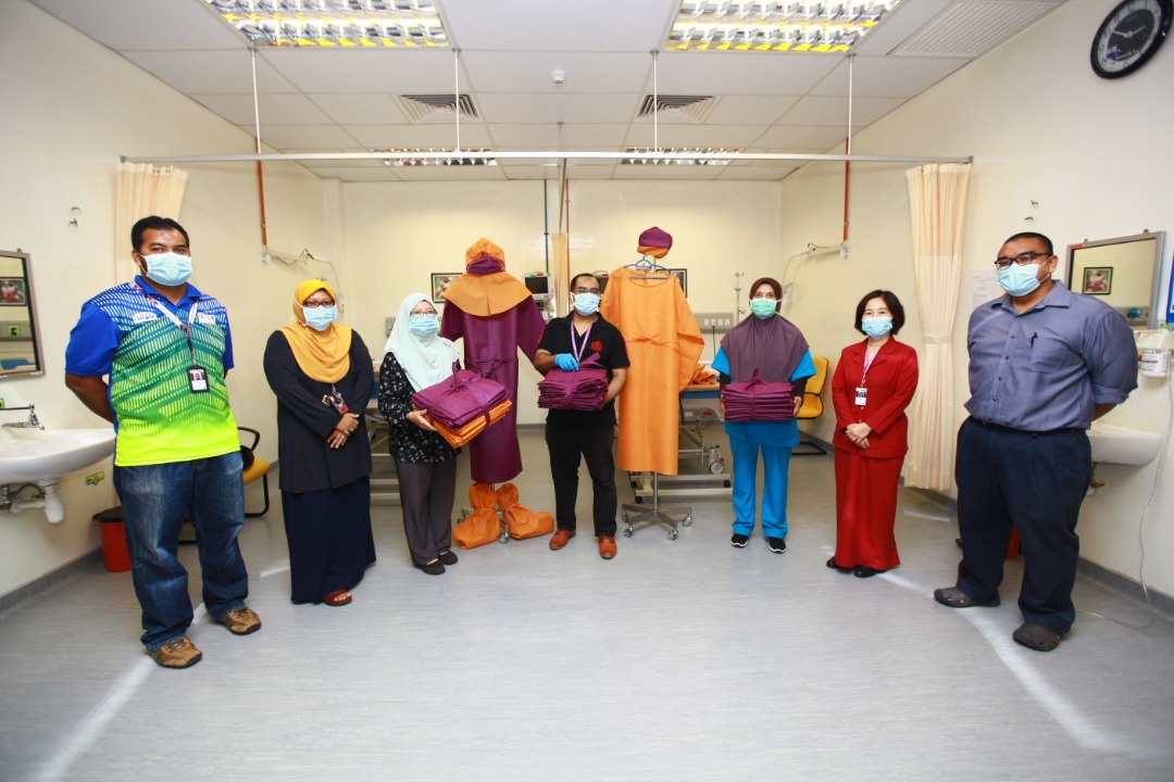 KERJASAMA USM DAN NGO HASILKAN PPE UNTUK BEKALAN HOSPITAL ...